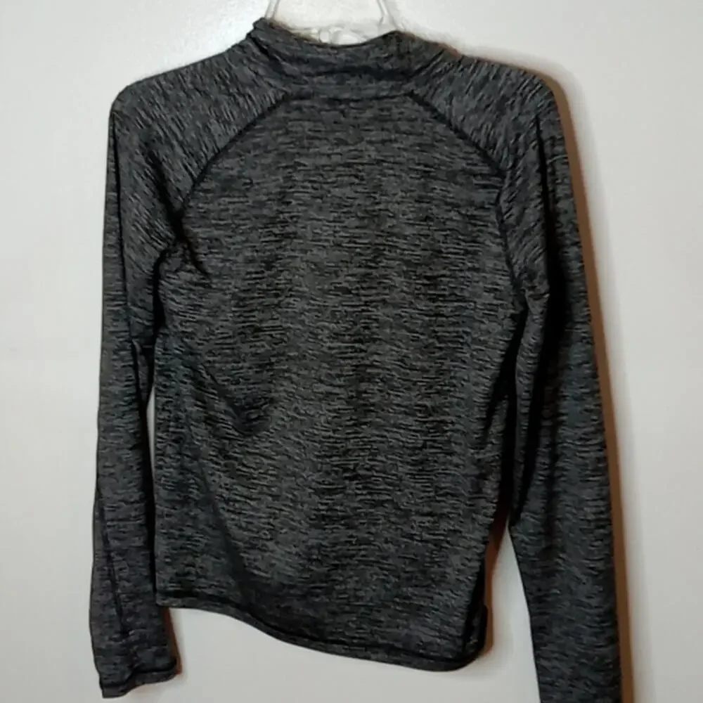 Old Navy Active Girls XL Long sleeve three quarter Zip Activewear top. Comfy.